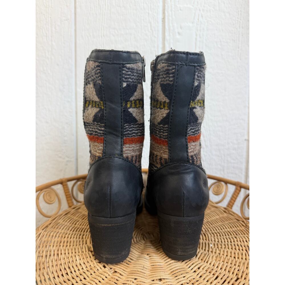 Born Panera Leather Wool Western Boho Aztec Boots, 8.5 - Picture 4 of 8